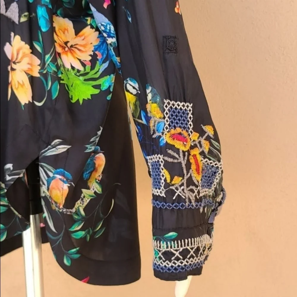 JOHNNY WAS BIYA ANTHRO Veda Embroidered Silk Blouse S M L Shirt Peasant Top Boho